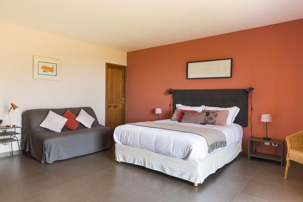 Bed and Breakfast Le Ruone Calcatoggio  Exterior foto